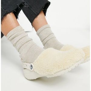 Classic Fuzz Mania Clogs in Cream Wms Size 9 Mens Size 7